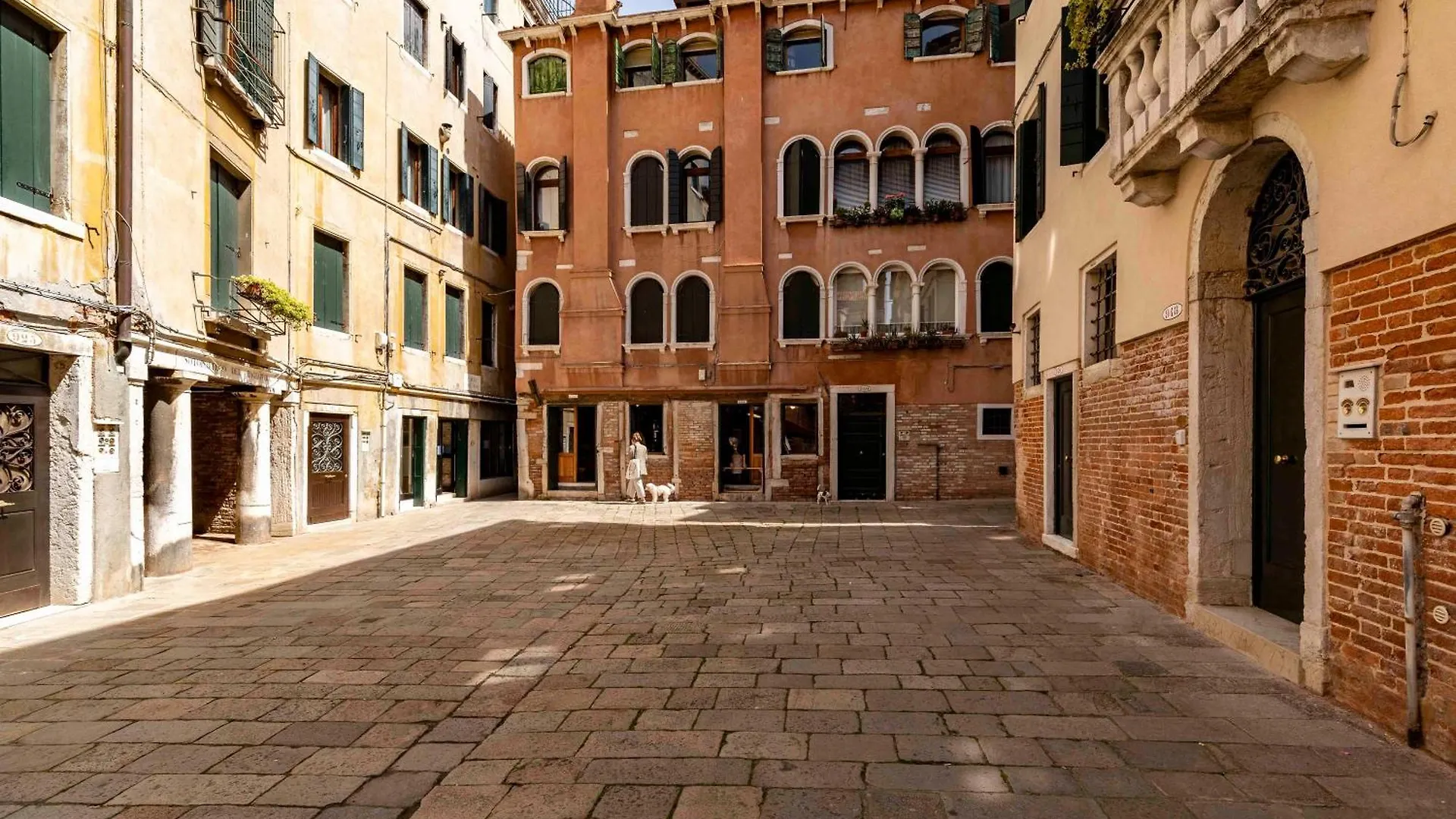 Διαμέρισμα Glass House - Loft 2 Minutes To Rialto Bridge & View Βενετία