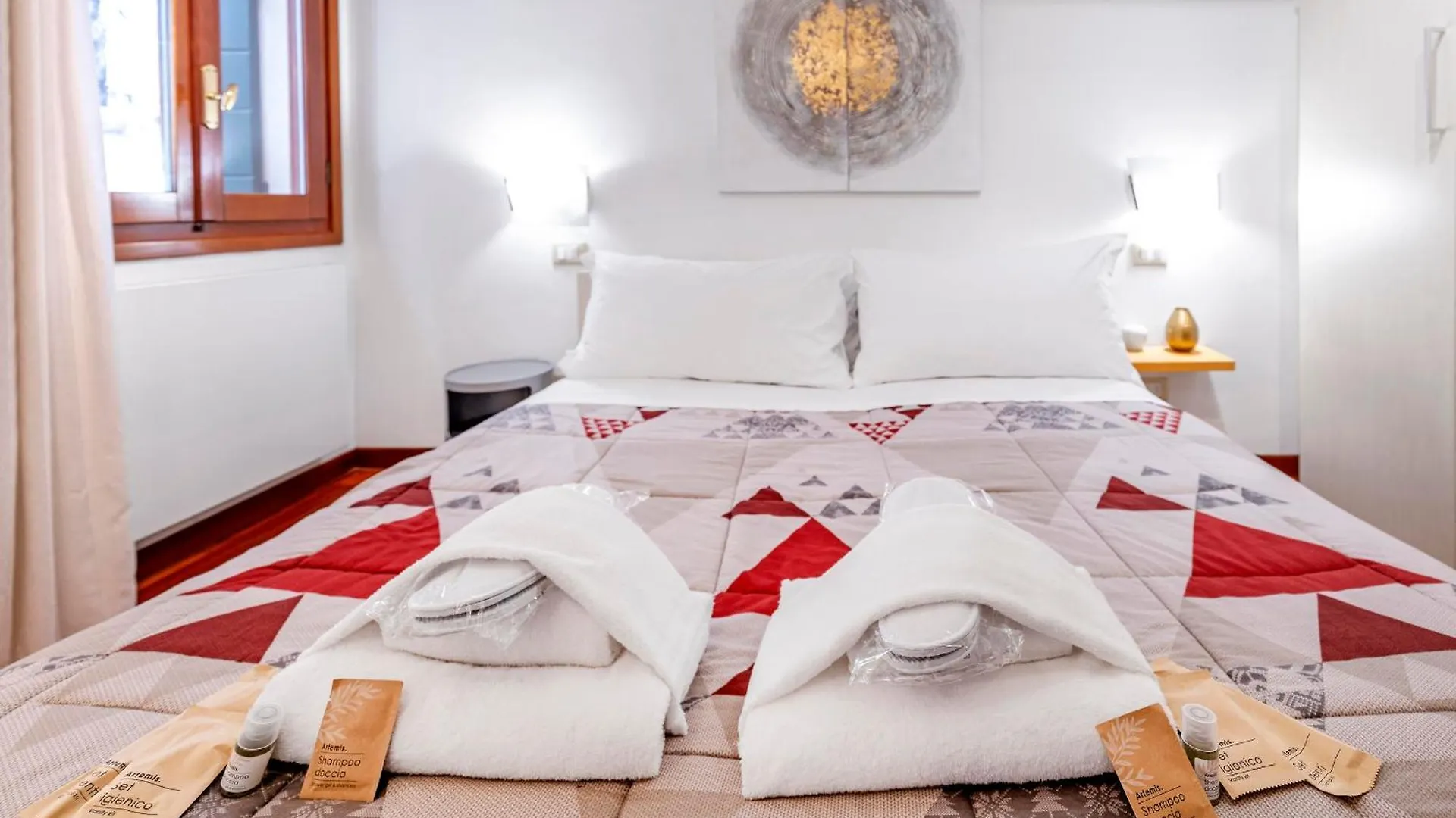 Glass House - Loft 2 Minutes To Rialto Bridge & View Velence Apartman